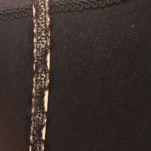 VS Lacy Push-Up Bra Size 34B - Picture 5 of 9